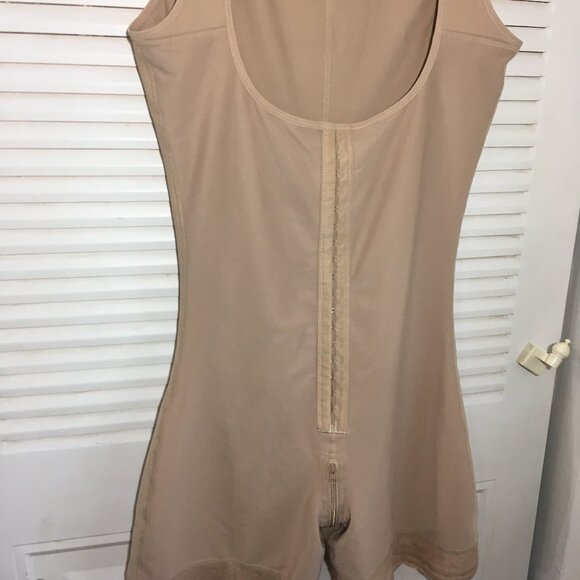 sz l nude open bust mid thigh bodysuit shapewear latch hook front zip bottom - Picture 3 of 7